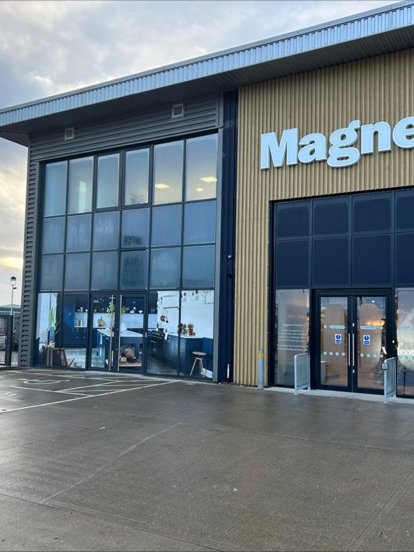 Kitchen Showrooms Acton