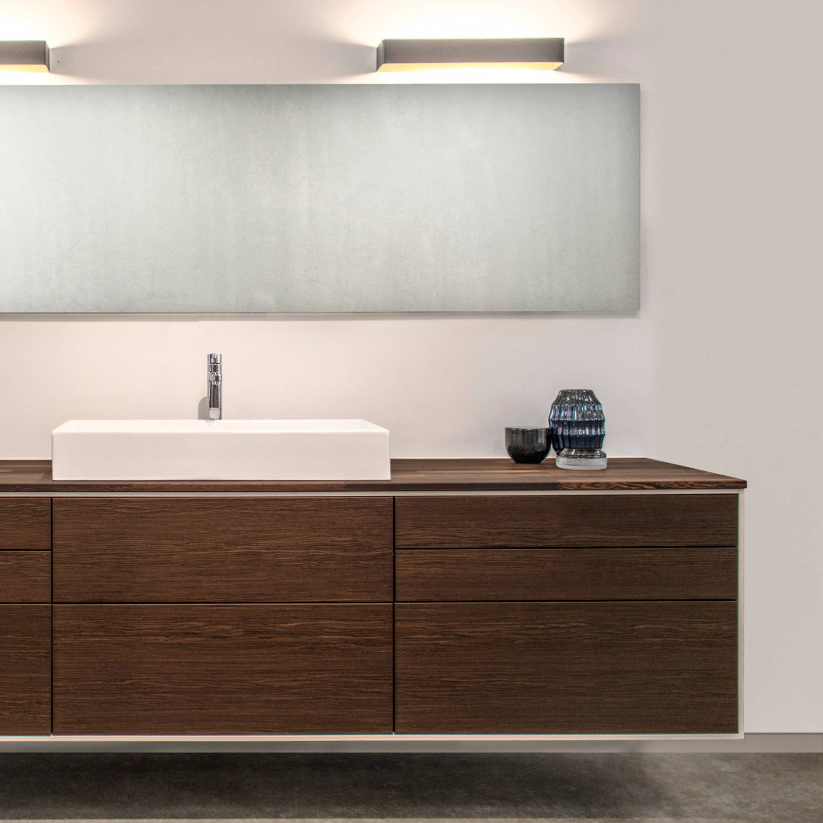 Athena Bad dark nature træ