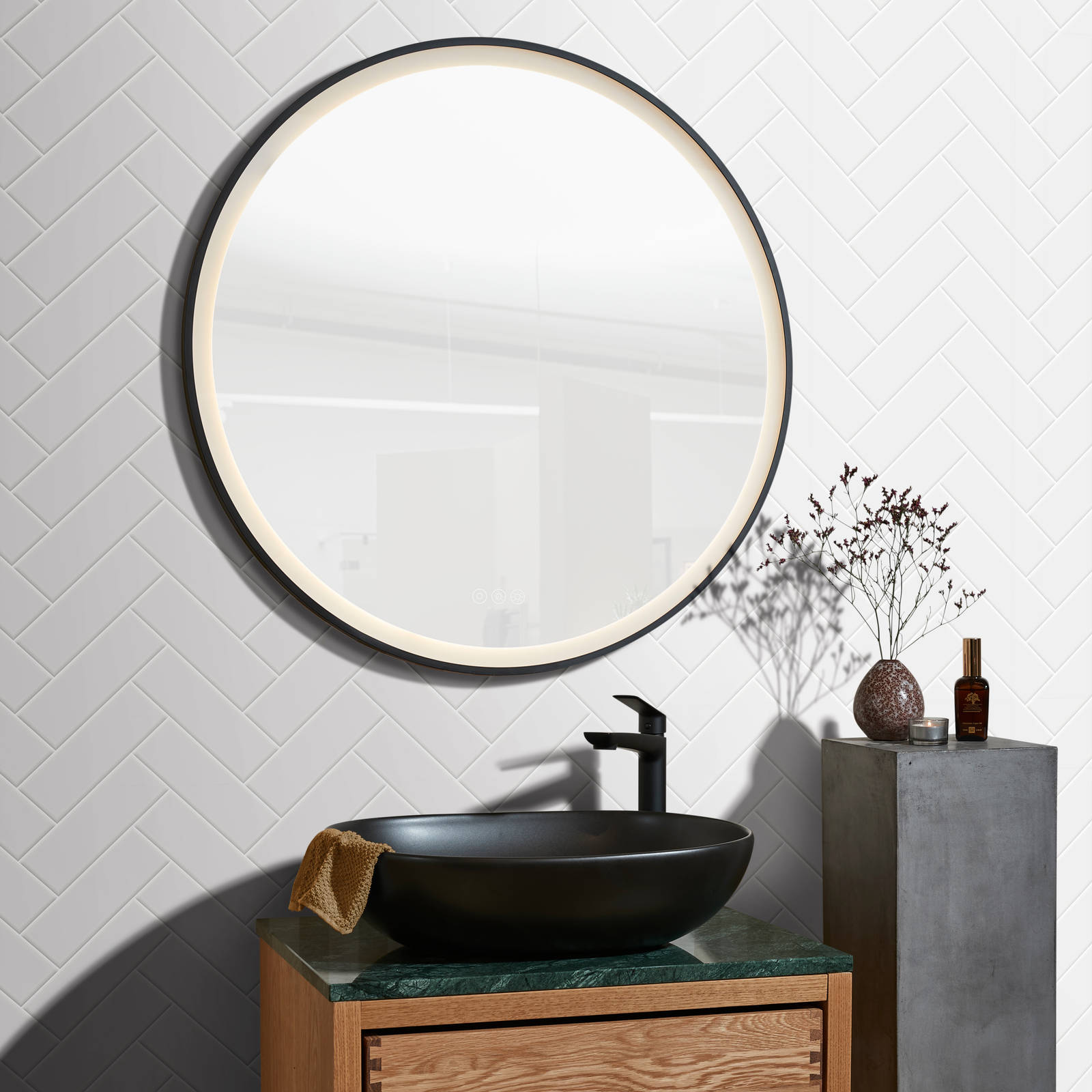 Cassøe badeværelse spejl bruser armatur