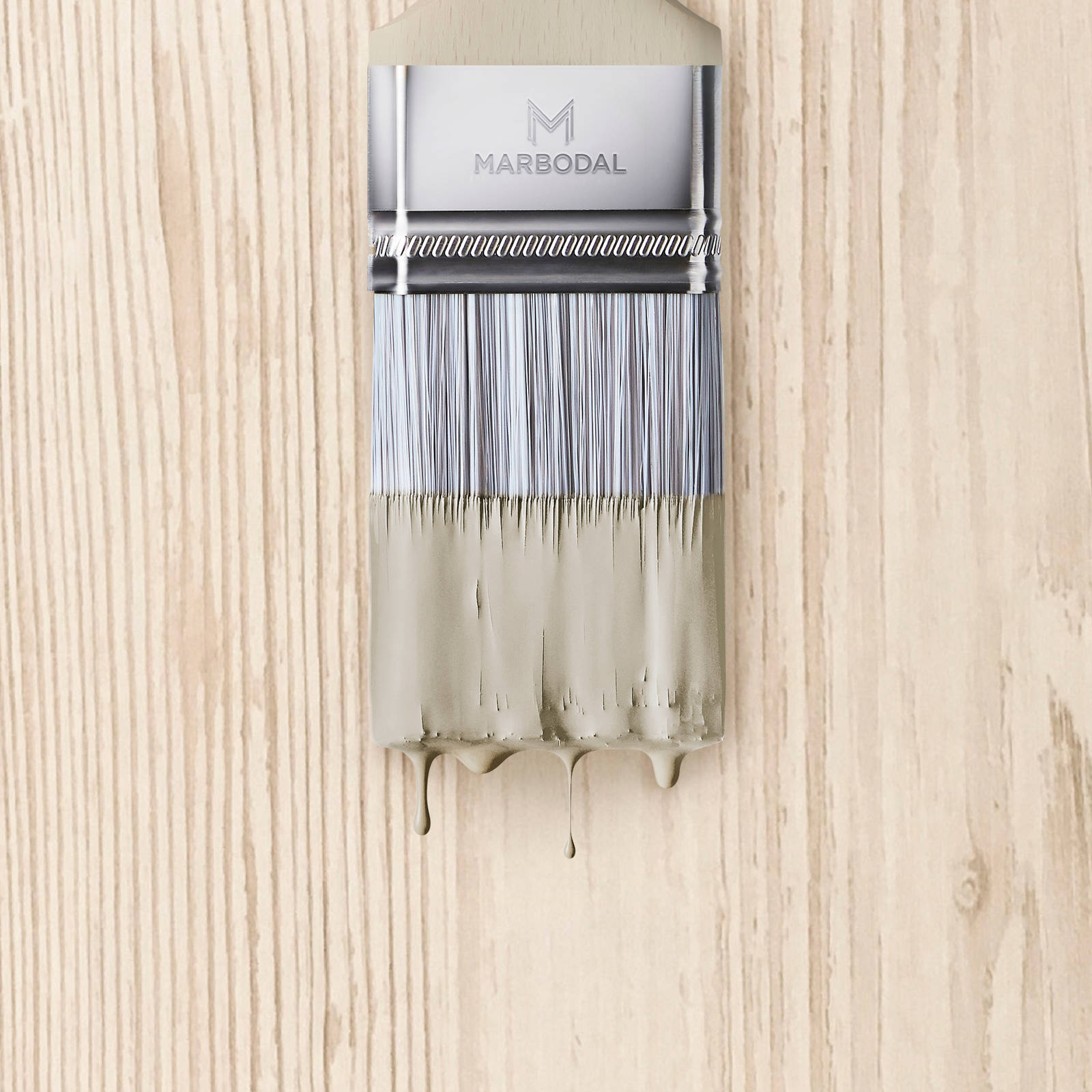 Pensel doppad i beige färg