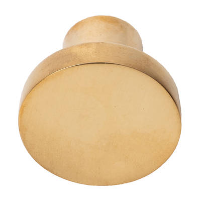 Dot ulakkert messing knotter og håndtak norema kjøkken