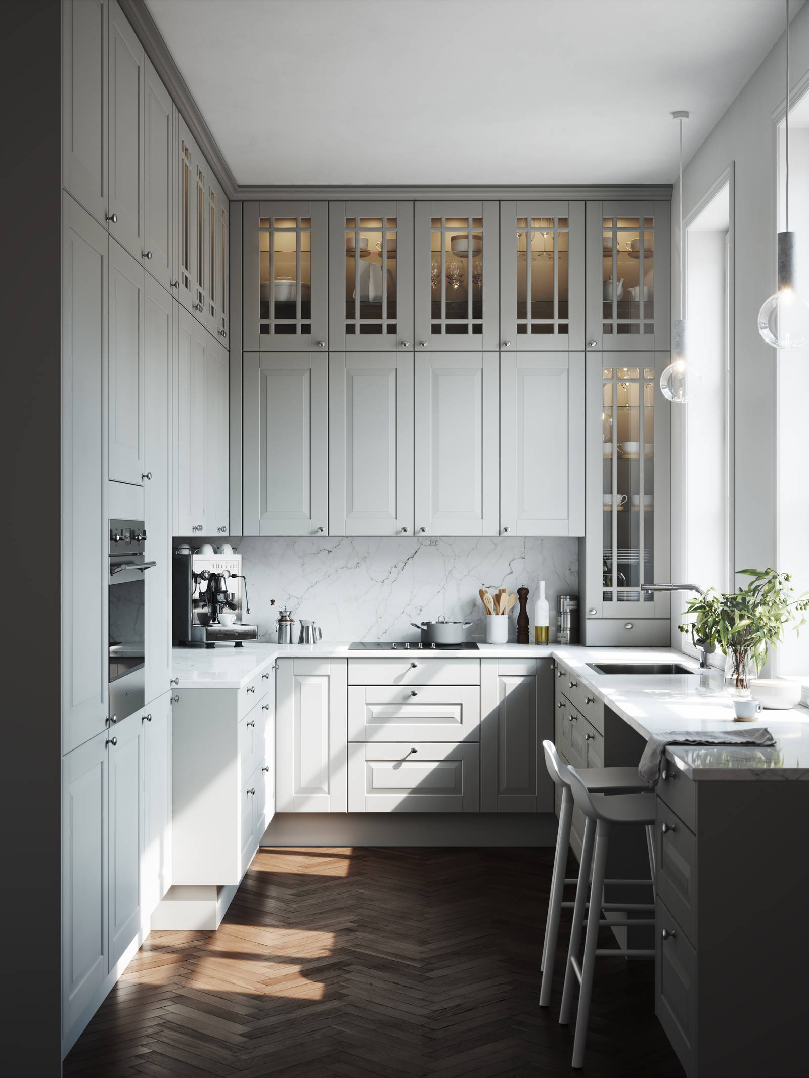 Lindö Moln i  från Marbodal. Ett stort kök på liten yta med förvaring hela vägen upp till tak. Lucka Lindö, målad i ljusgrå kulör. Bänkskiva Marmor Bianco Cararra, handtag Oval borstad.