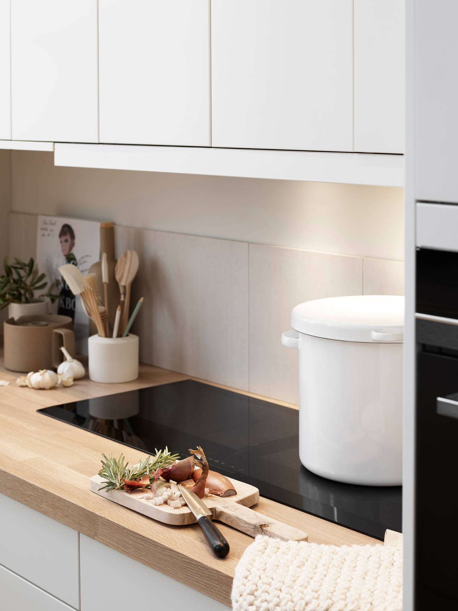 Marbodal - bänkskiva vitbetsad ek med smalare häll från Siemens