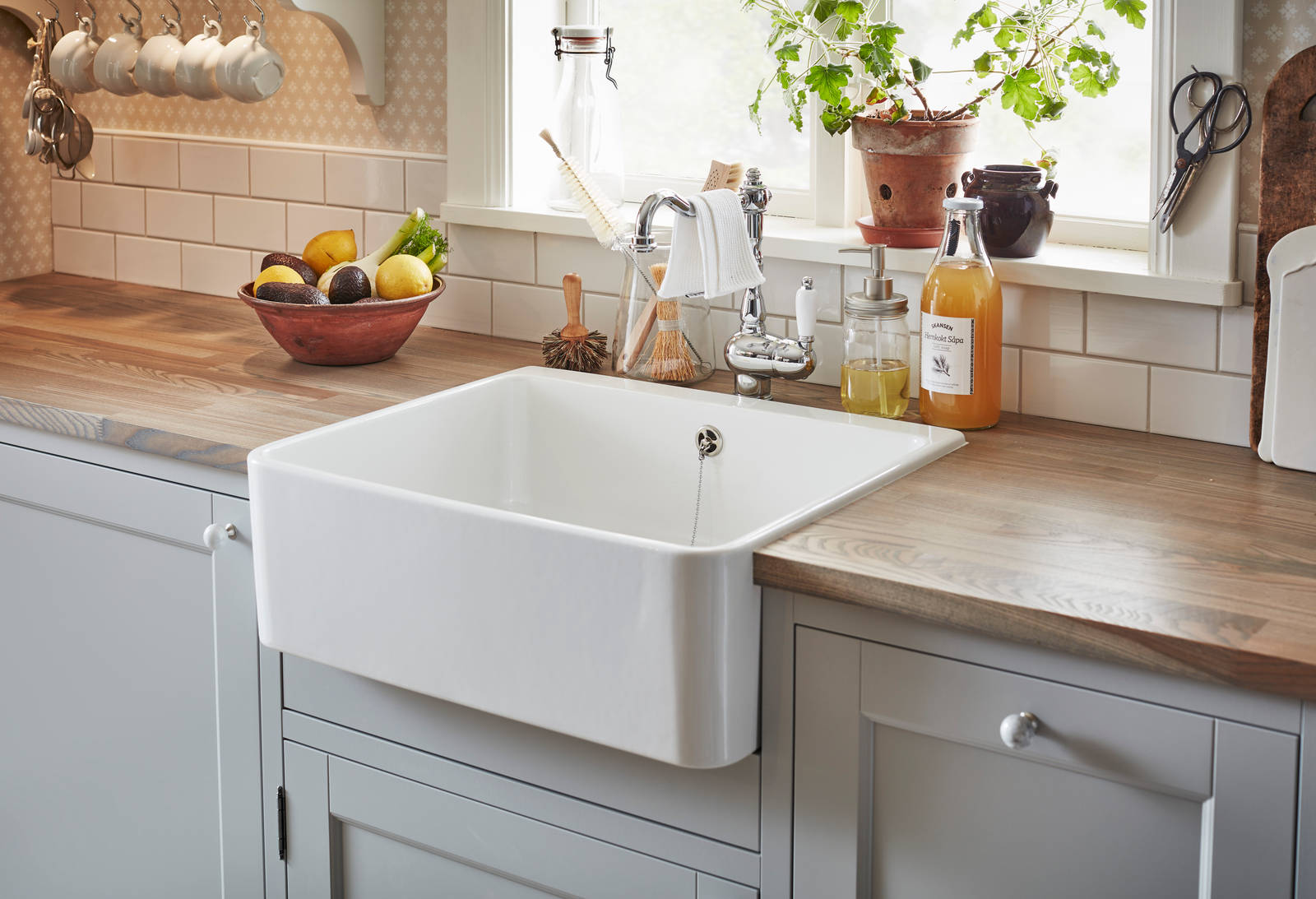 Marbodal - porslinsho nedsänkt i massiv träbänkskiva Kärn Ask