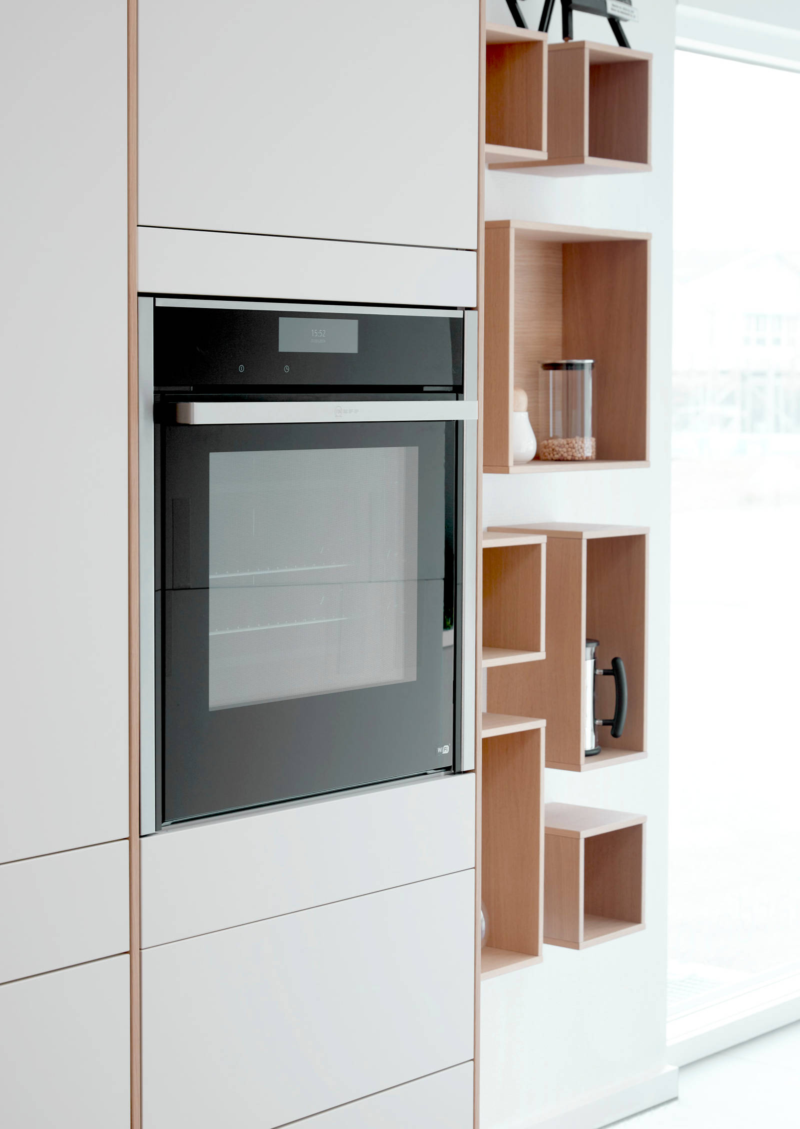 køkken inframe titanhvid ovn