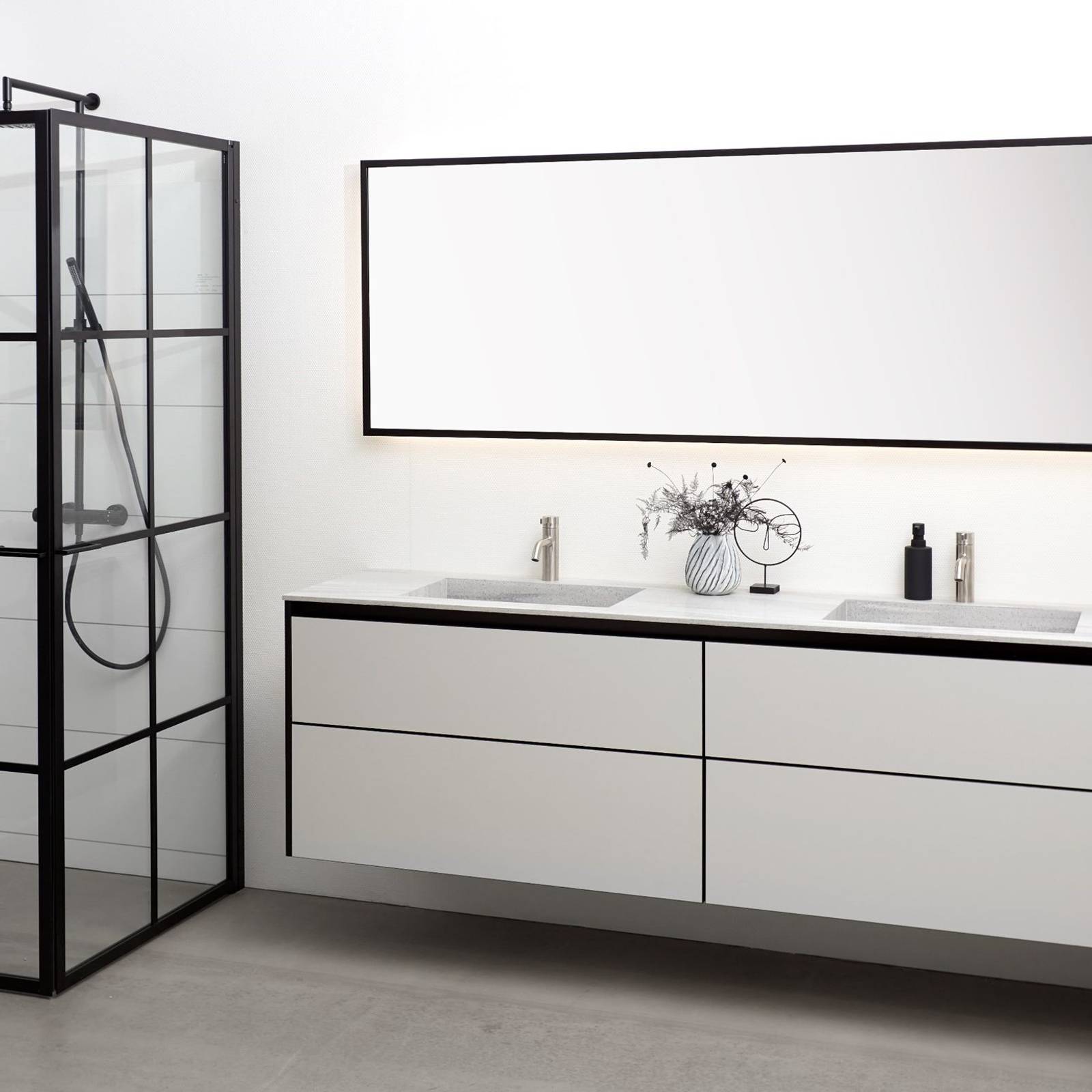 Highline hvid bad badeværelse