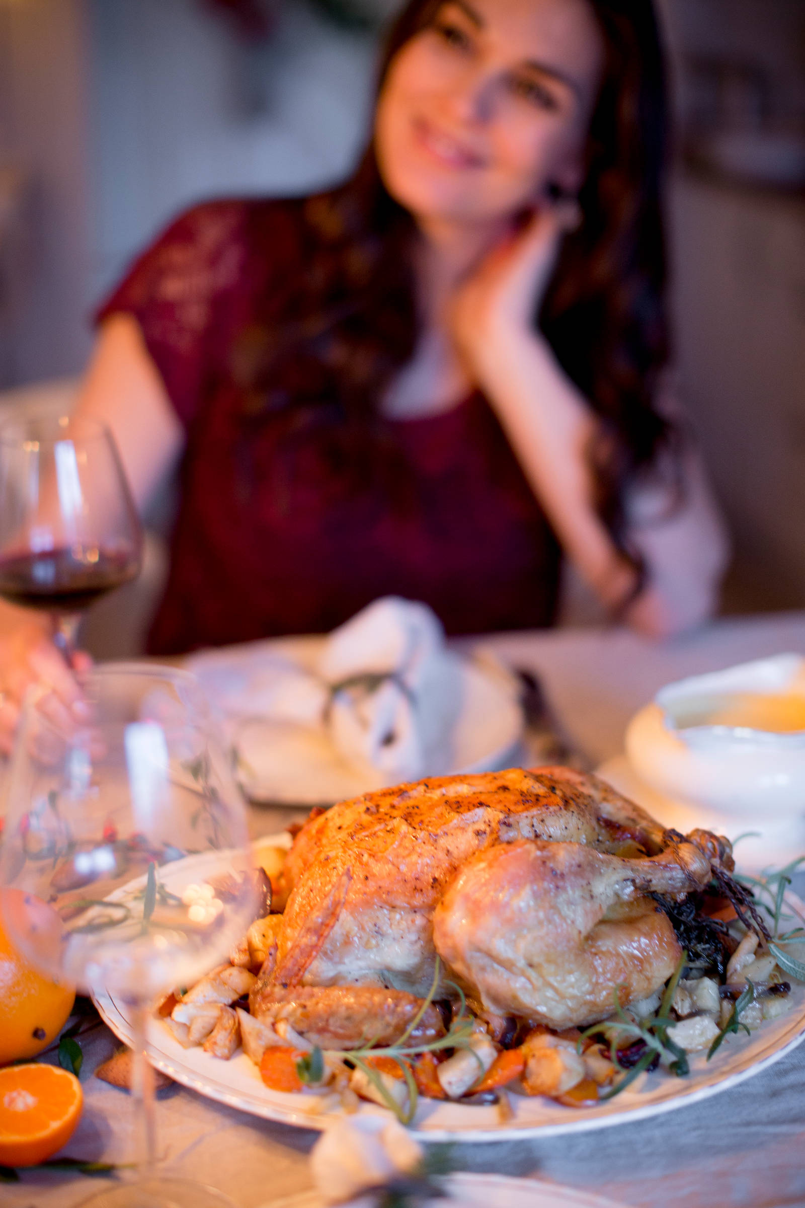 Mariangelas oppskrift, Ovnsbakt kylling med urter, rotgrønnsaker og appelsinsaus