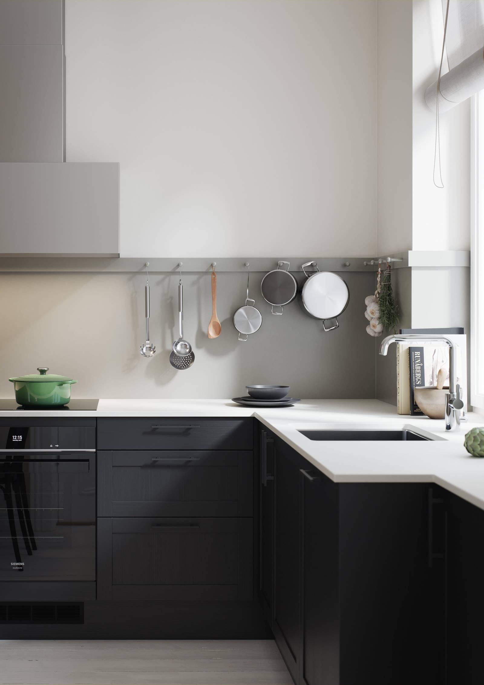 Nærbild på modern og lekker kjøkkenmodell i mdf med smal ramme og vakker eikestruktur, i sort eik med Corian Glacier white benkeplate, håndtak i sort støpejern og kran i rustfritt stål.