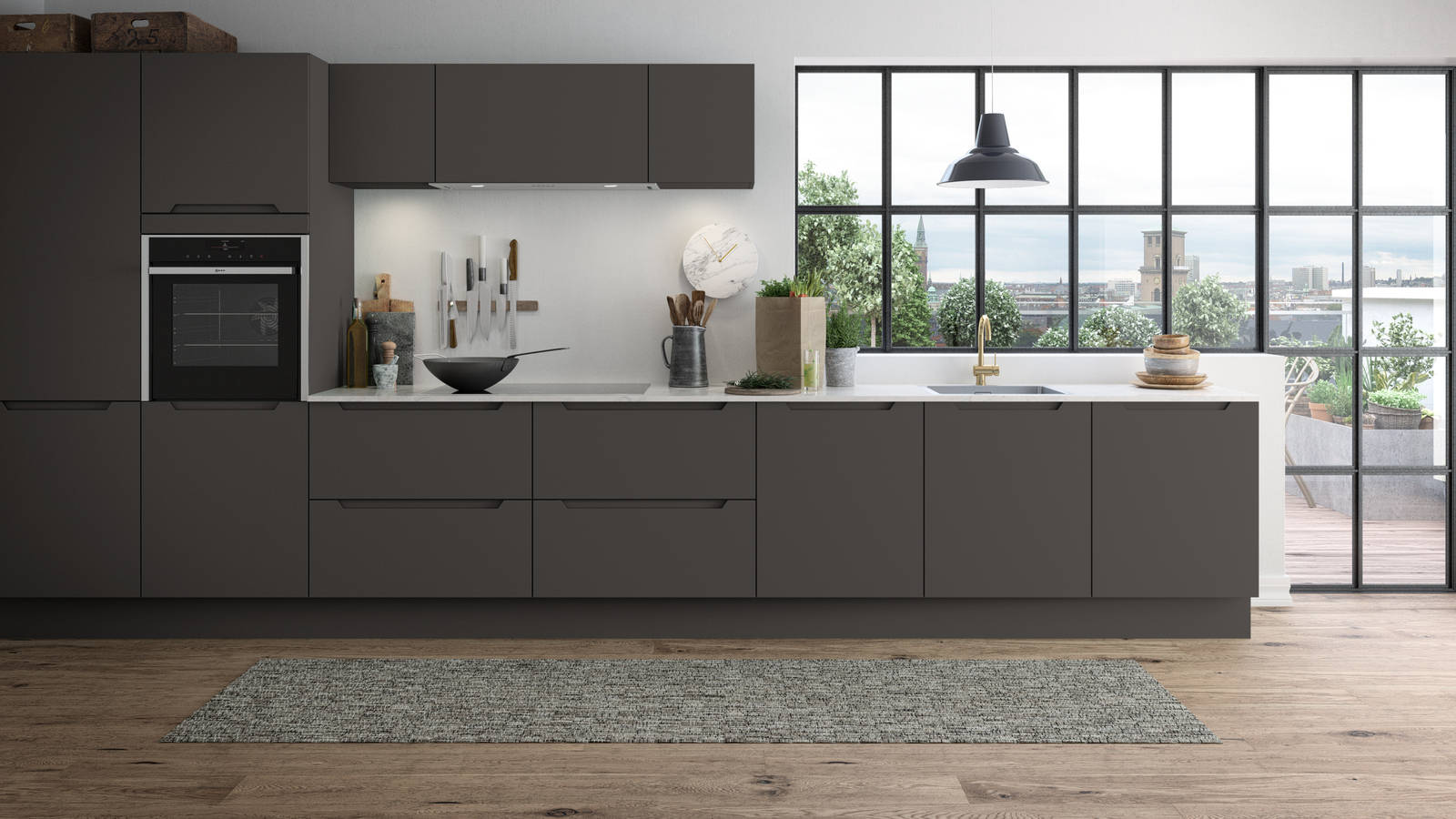 Mørk grå køkken Urban Granit fra INVITA med indfræsede greb og lys bordplade