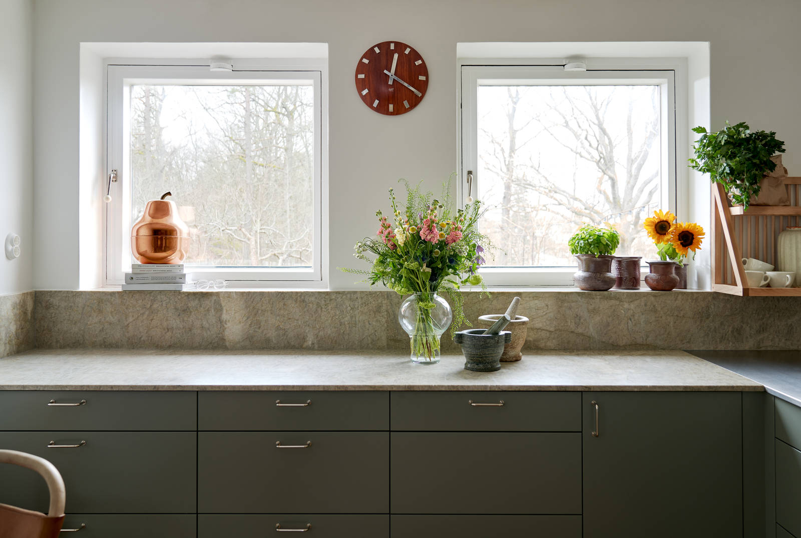 I et arkitekttegnet hus fra 1955 har Svante og Niclas fått sitt grønne drømmekjøkken.