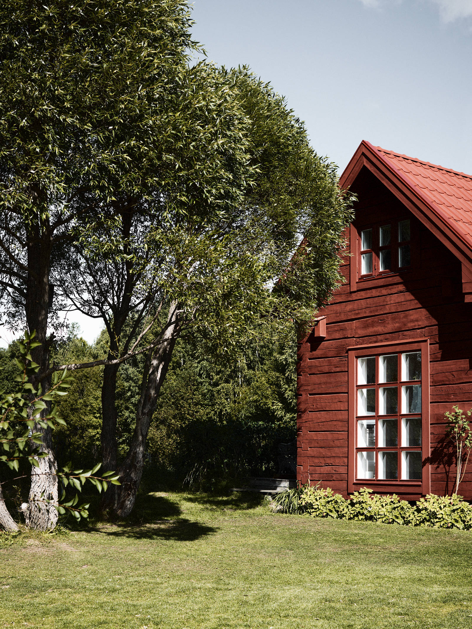 Lotta Agaton har skapt et kjøkken som kombinerer funksjon og estetikk, der hver eneste detalj er nøye gjennomtenkt.