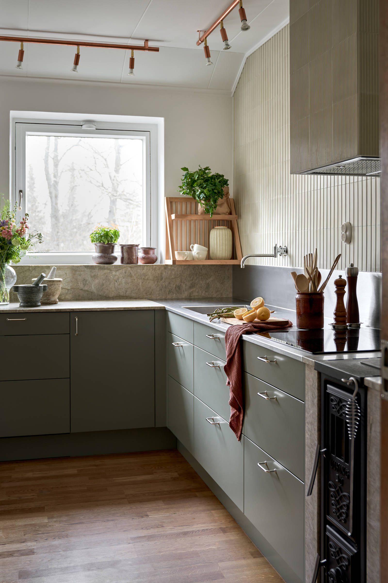 I et arkitekttegnet hus fra 1955 har Svante og Niclas fått sitt grønne drømmekjøkken.