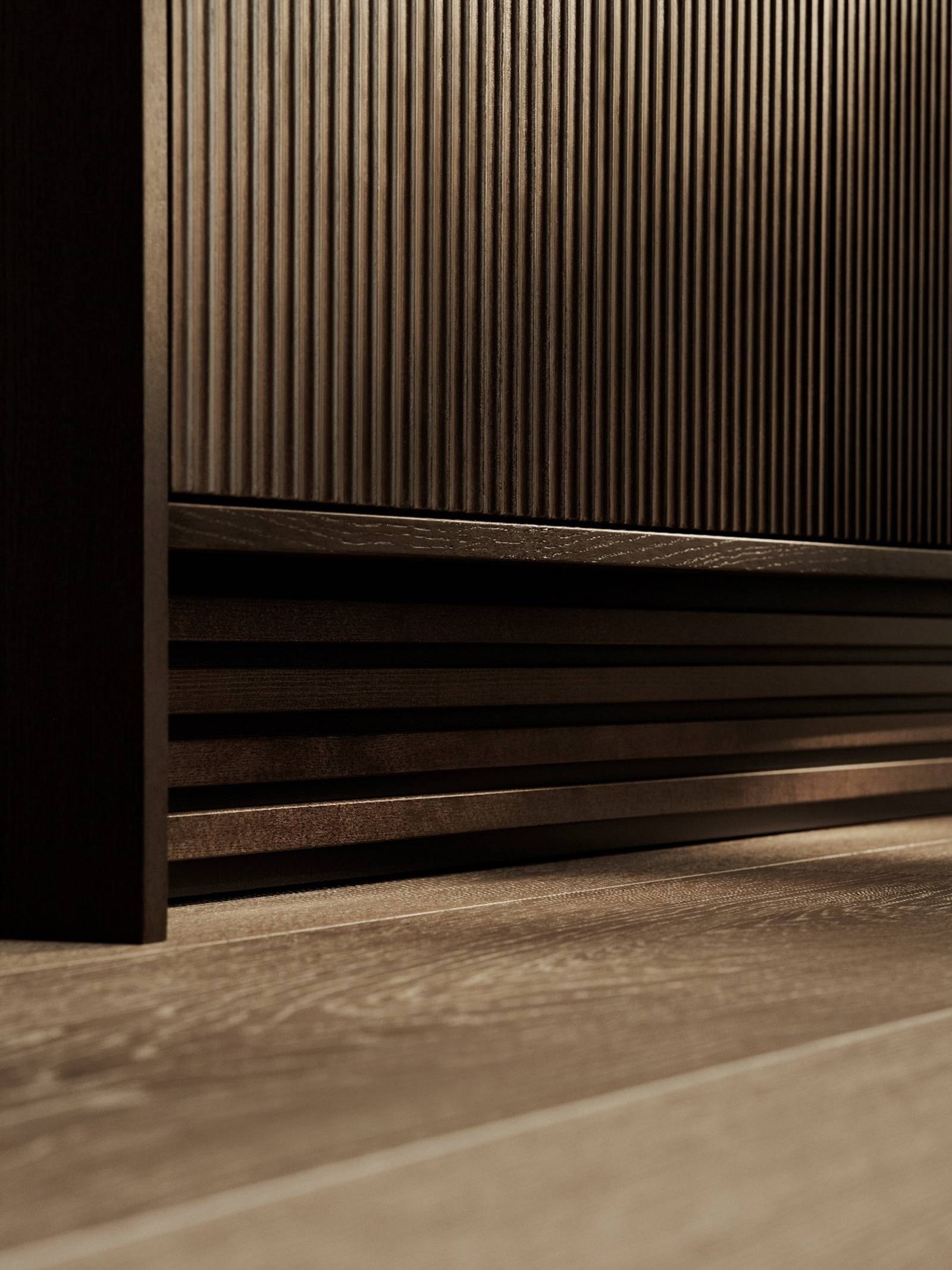 Forever Oak riflet sokkel