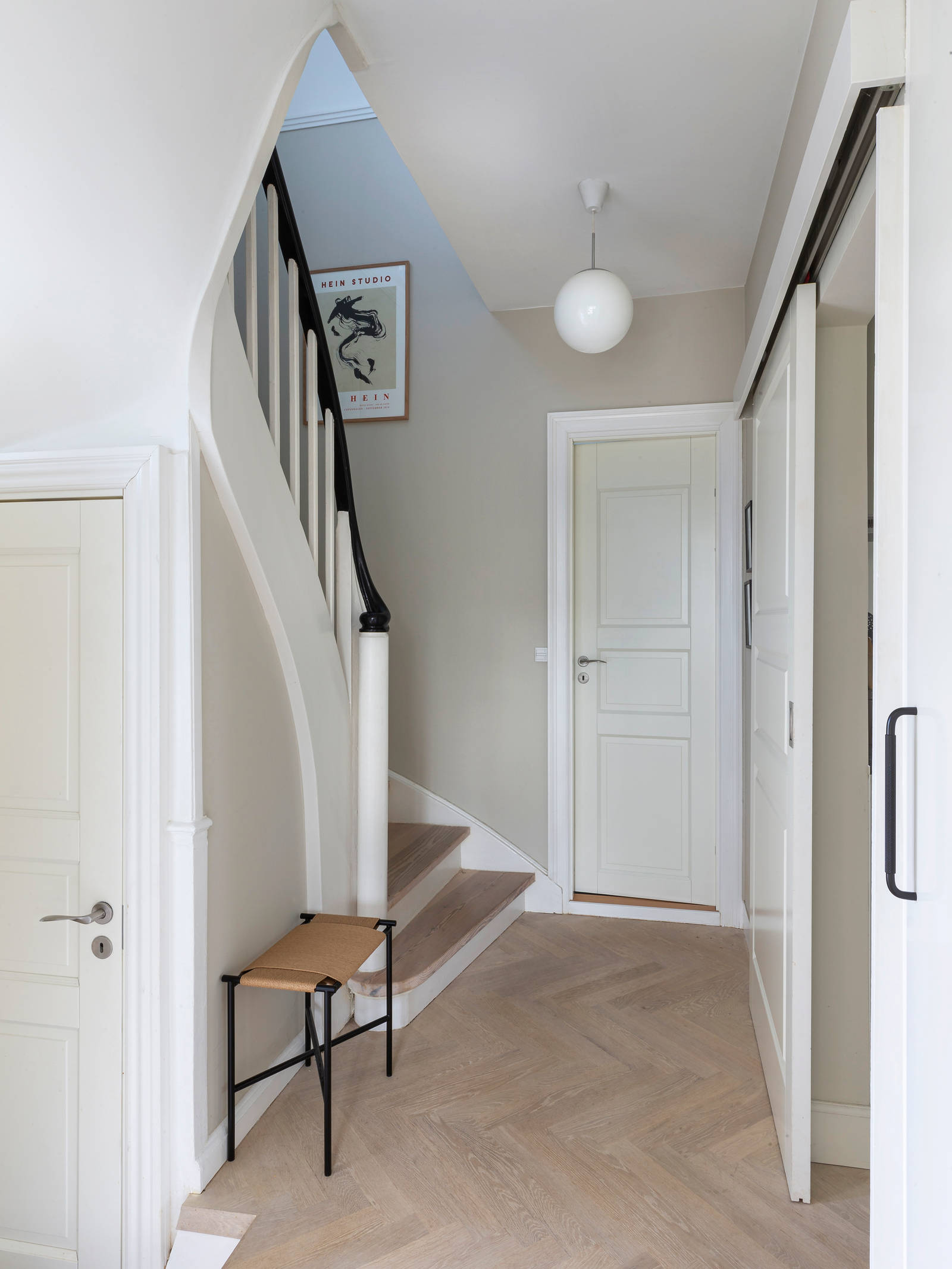 Trappen til 1. sal i den gamle murermestervilla