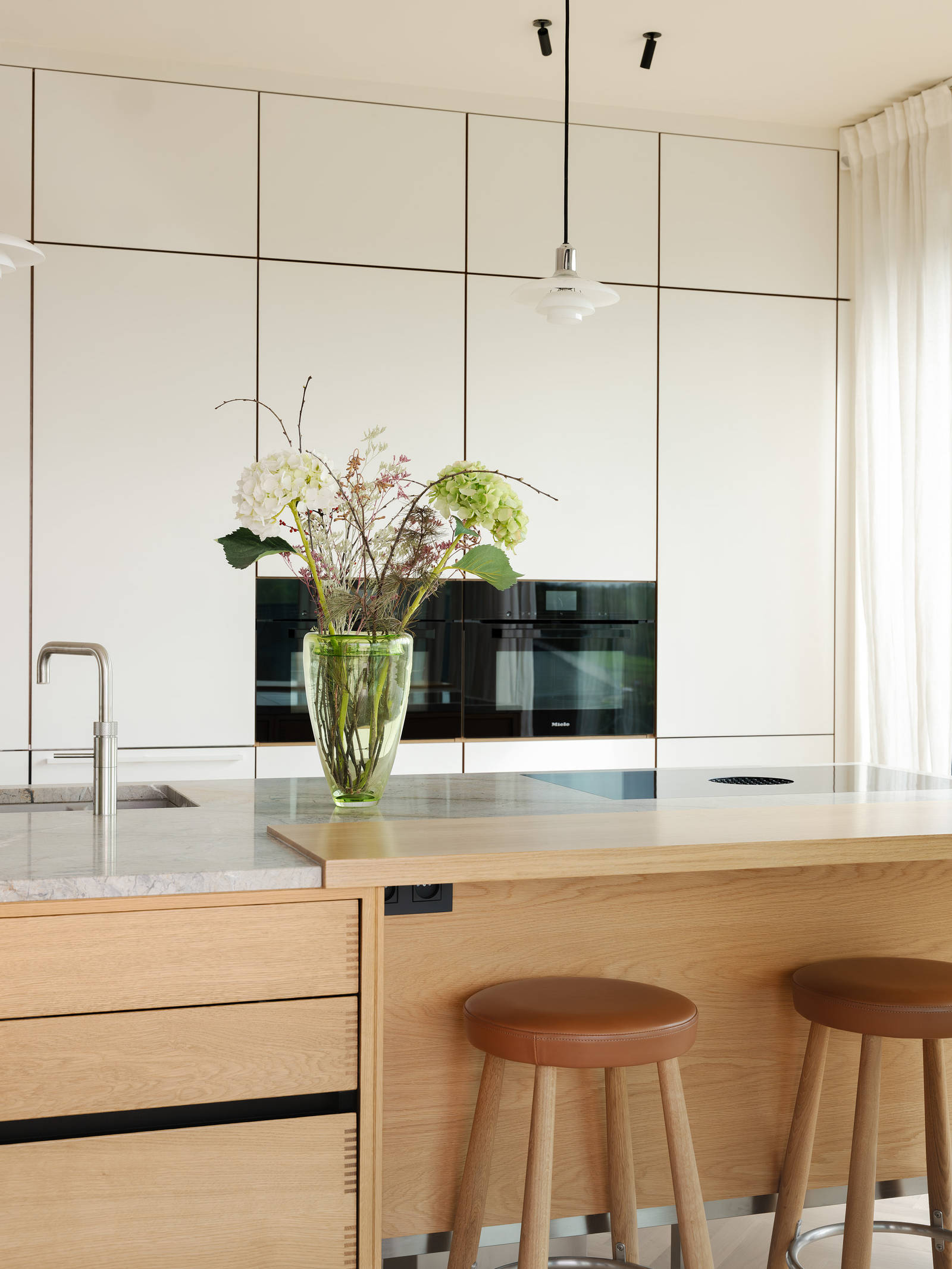 Kunstnerbolig med Copenhagen egetræ fra uno form