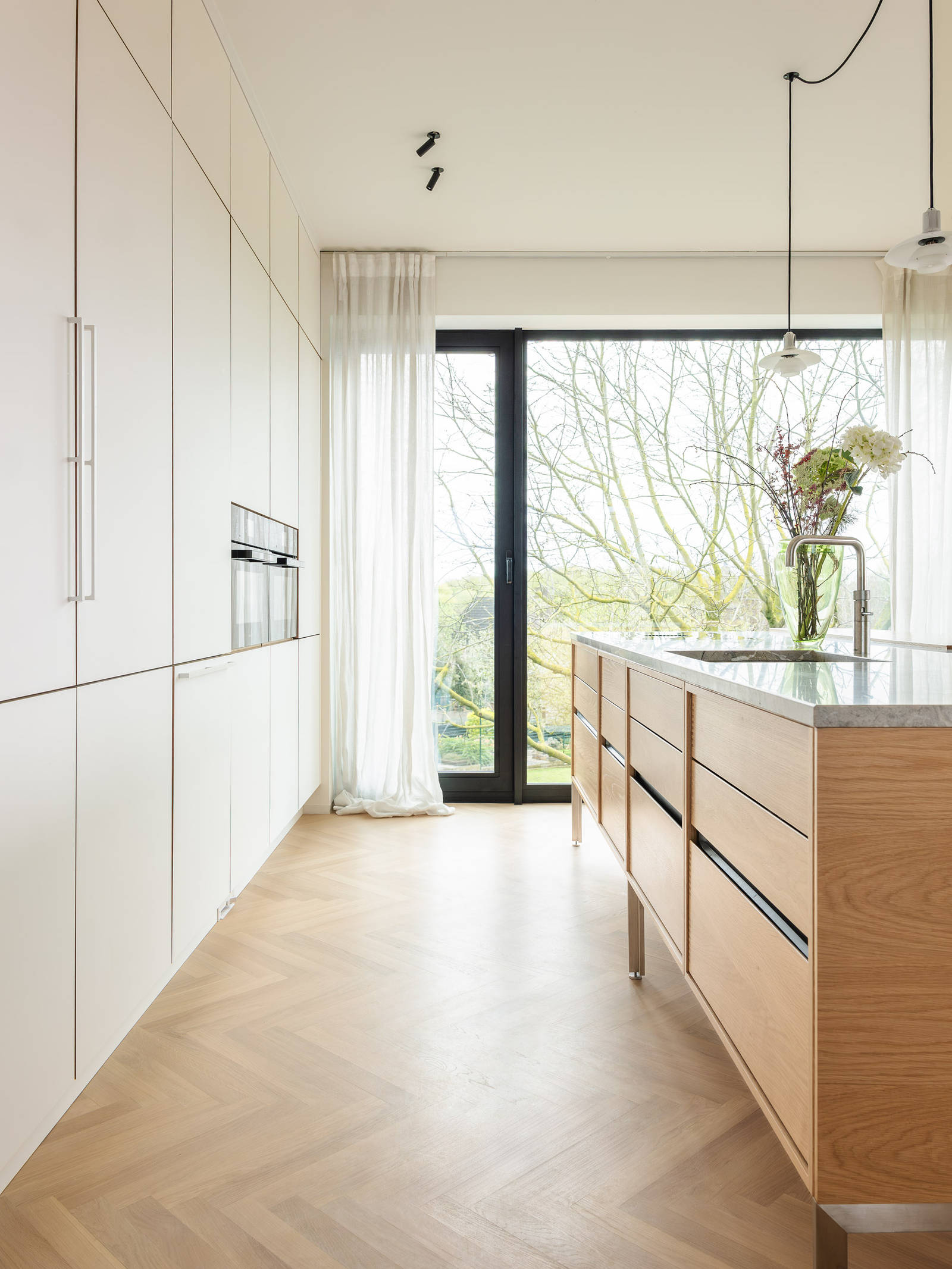 Kunstnerbolig med Copenhagen egetræ fra uno form