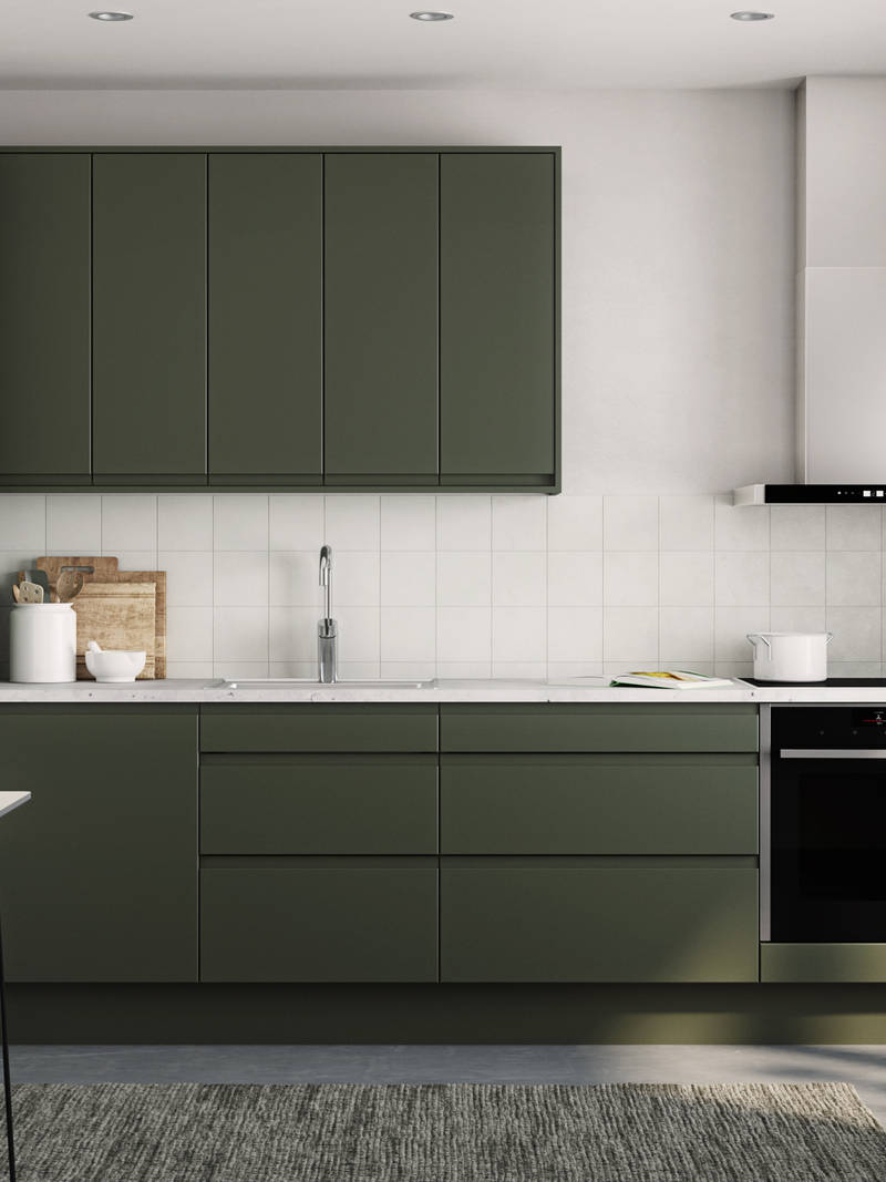 Herlig trendkjøkken med slette fronter og innfreste grep, som markerer modellens linjerene design. Horisont kjennetegnes av en klar og kjølig friskhet, noe som representerer ny nordisk design på sitt beste.