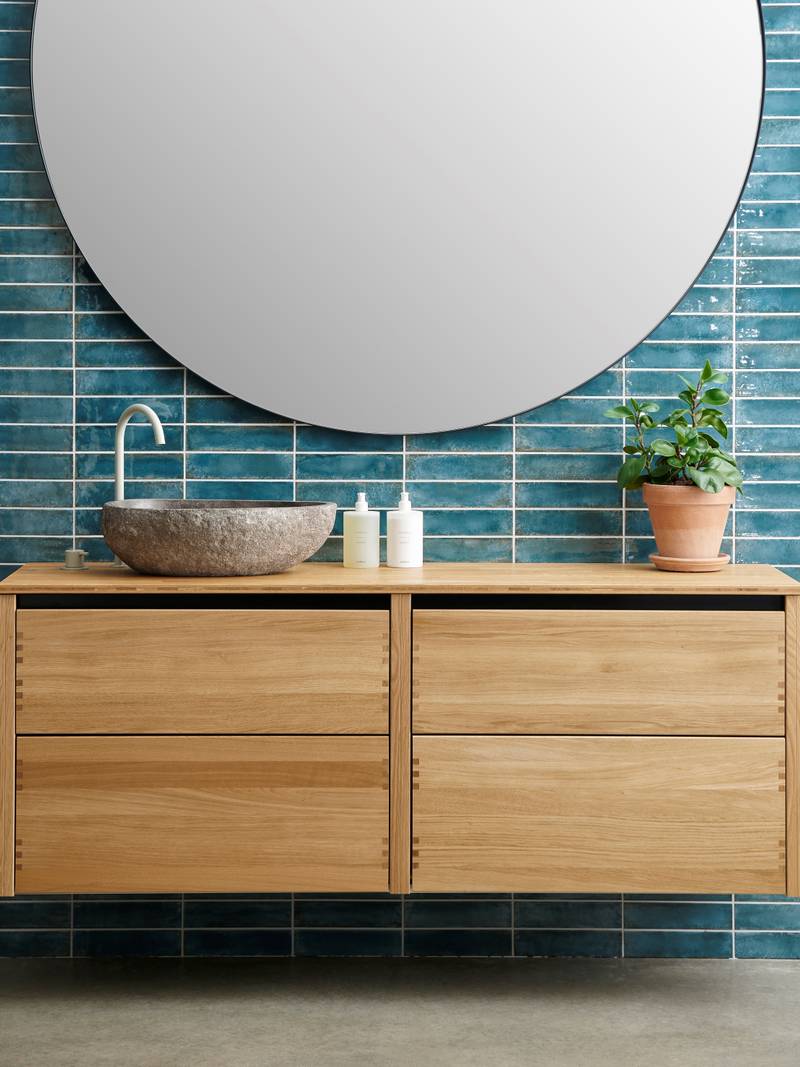 Glød bad med fingertappede skuffer