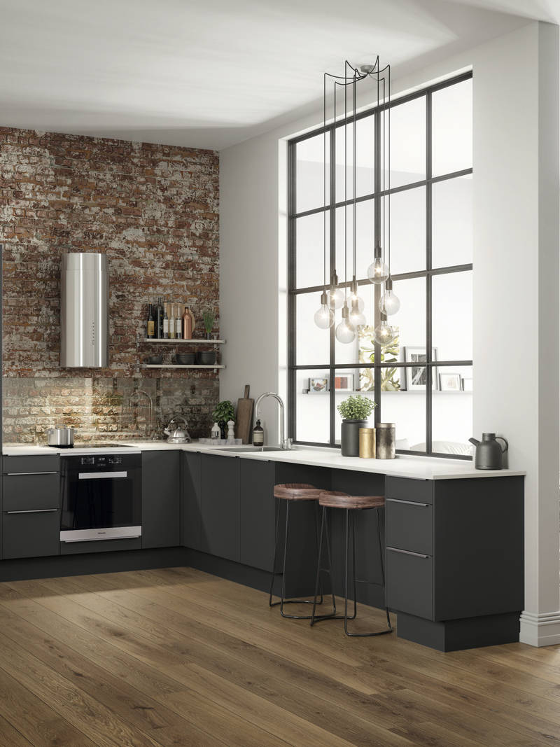 Med sine slette fronter i melamin gir Vidde kjøkkenet et moderne og rent uttrykk.