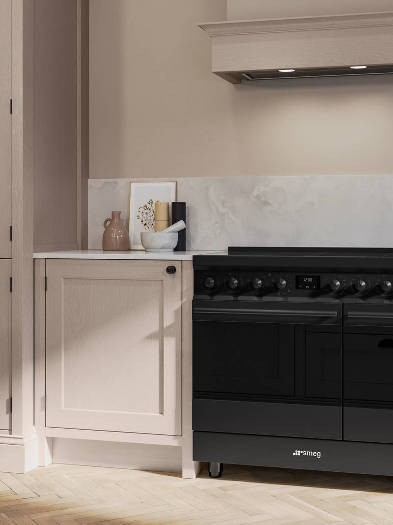 Traditional Shaker-style kitchen range Ludlow with tactile woodgrain in neutral shade Shell .
