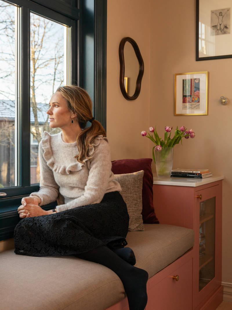 Med fargen Mild Sienna utviklet av Koi Fargestudio skapte familien et helt nytt kjøkken på Nordstrand.