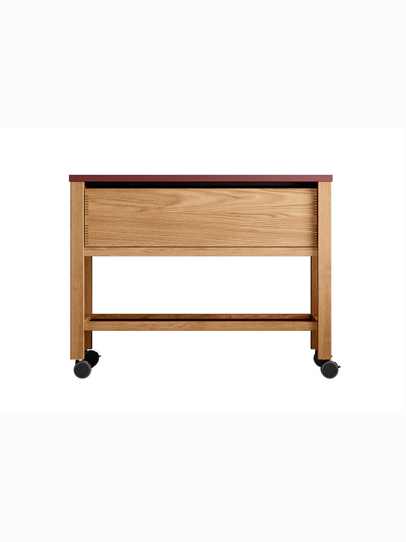 Multifunctional furniture in solid oak by uno form for the smaller kitchen.