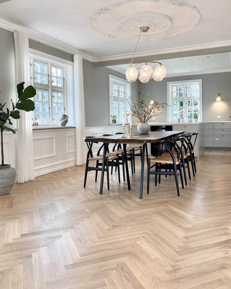 Husets herskabelige detaljer krævede et køkken, der passede ind i stilen