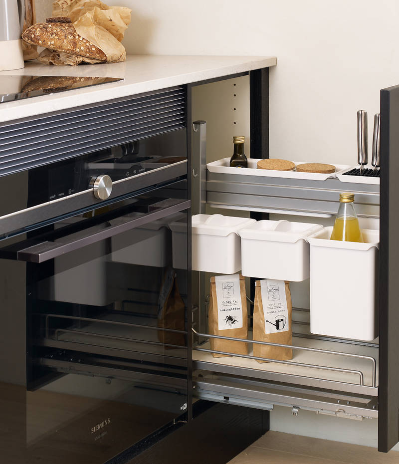 Dispensa uttrekkbar hylle