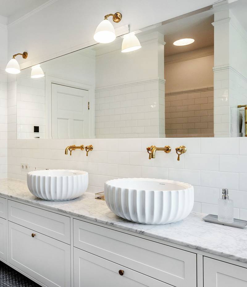 uno form Shaker lyxigt badrum med handgjord mässing inbyggd kran