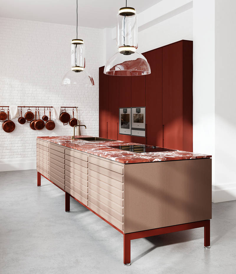 Rosa köksö i färgen Dusty Rose, Rosso Levanto-marmor och högskåp i Burgundy Red