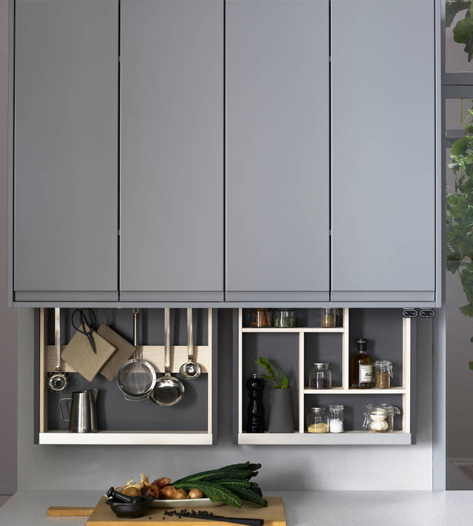 Marbodal - väggskåp med hissfunktion