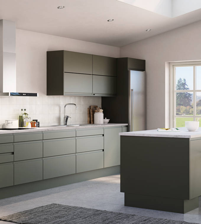 Herlig trendkjøkken med slette fronter og innfreste grep, som markerer modellens linjerene design. Horisont kjennetegnes av en klar og kjølig friskhet, noe som representerer ny nordisk design på sitt beste.