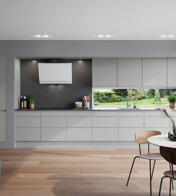 Norema kjøkken Basic Collection Hisøy lys grå grep moderne kjøkken innfreste grep flatpakket kjøkken