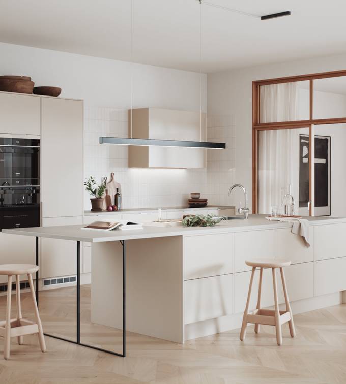 Hyperpraktisk lingrønn kjøkken som fåes i 8 nøye utvalgte farger med renholdsvennlige fronter i malt slett MDF, matchende hette, laminat benkeplate, kjøkkenøya med bardisk og metallben i en ende.