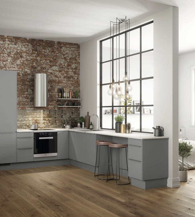 Med sine slette fronter i melamin gir Vidde kjøkkenet et moderne og rent uttrykk.