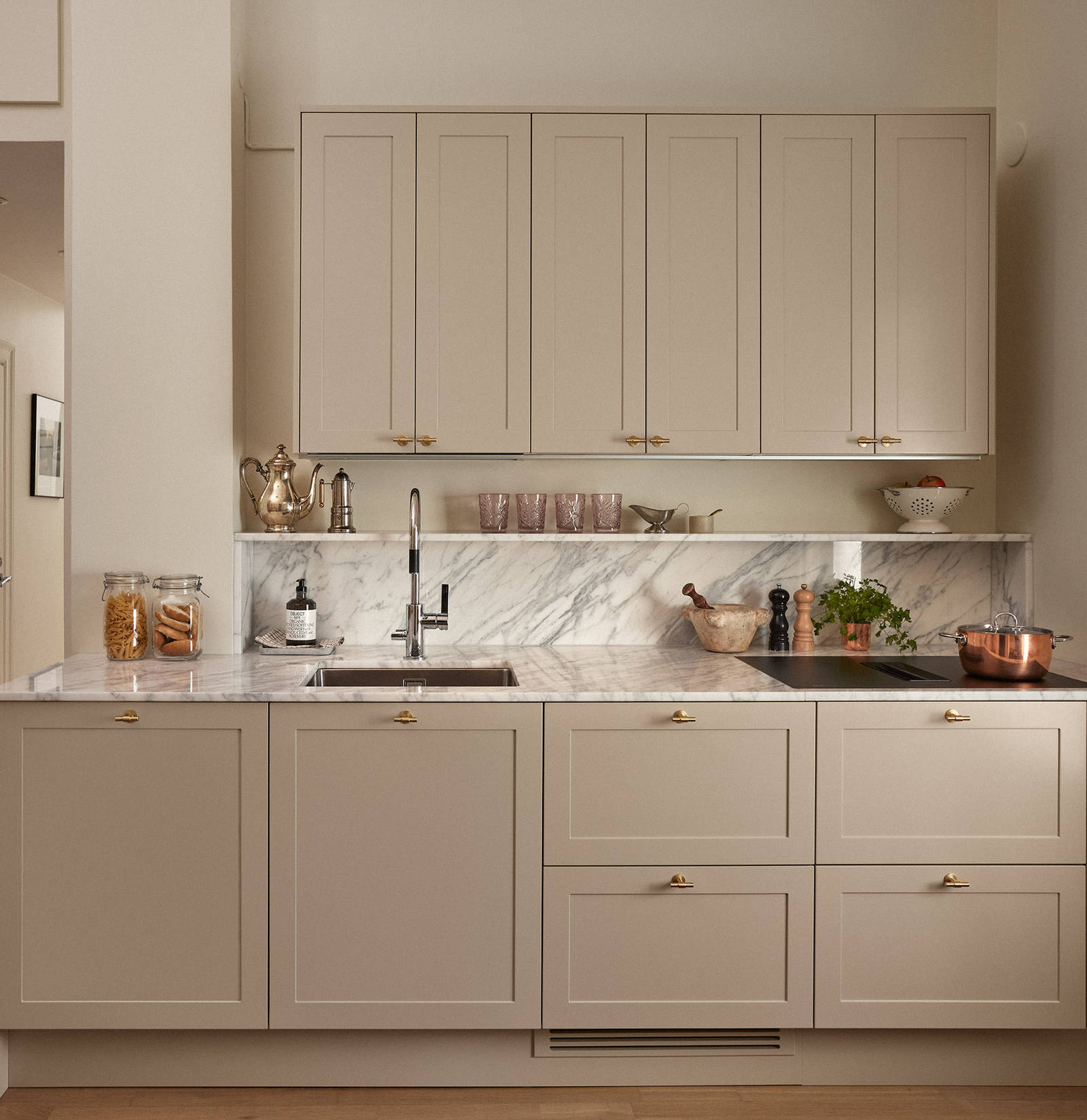 Novart_Pipsa_allasseinä