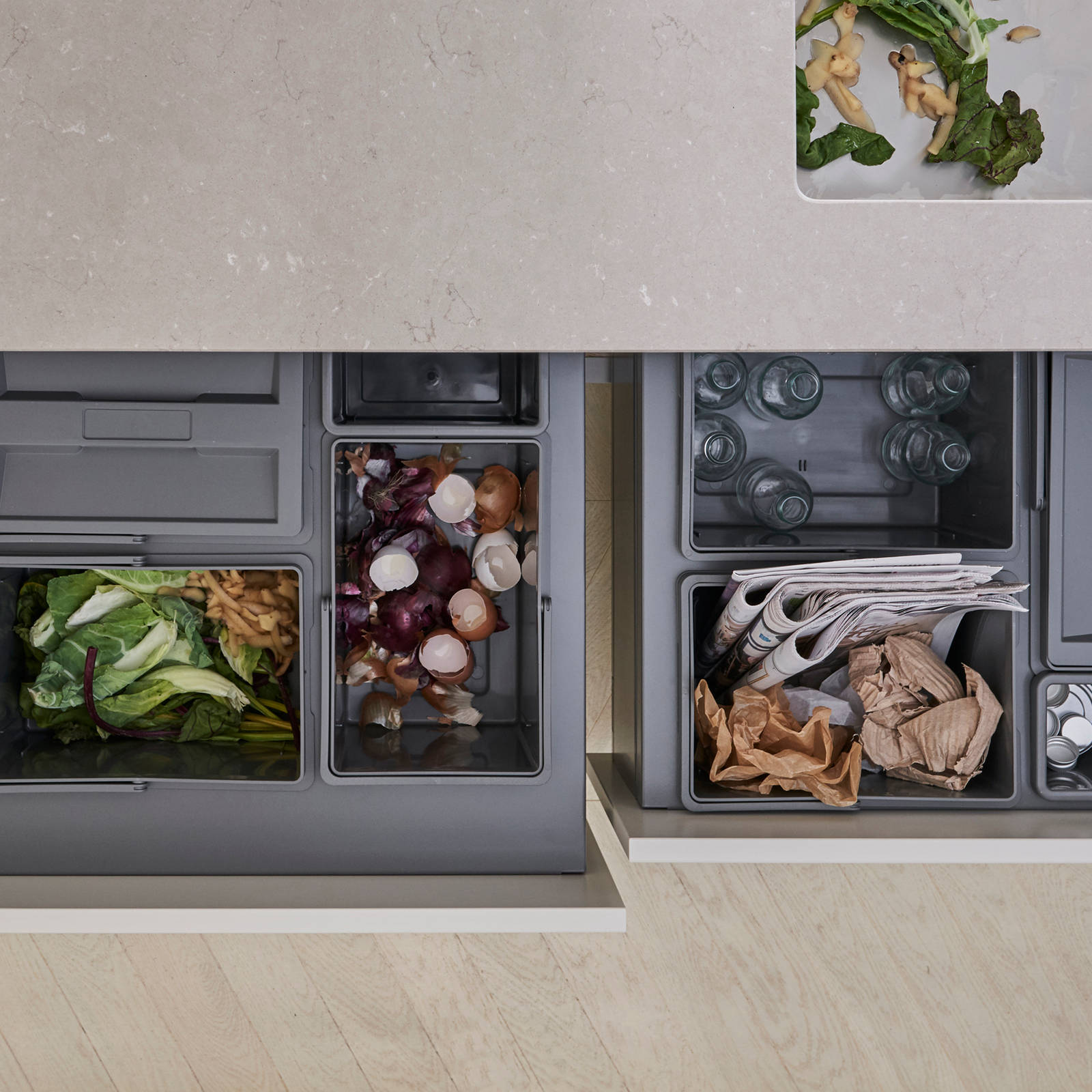 Marbodal Utdragbar källsortering - som underlättar för dig att leva ett mer hållbart liv i köket.