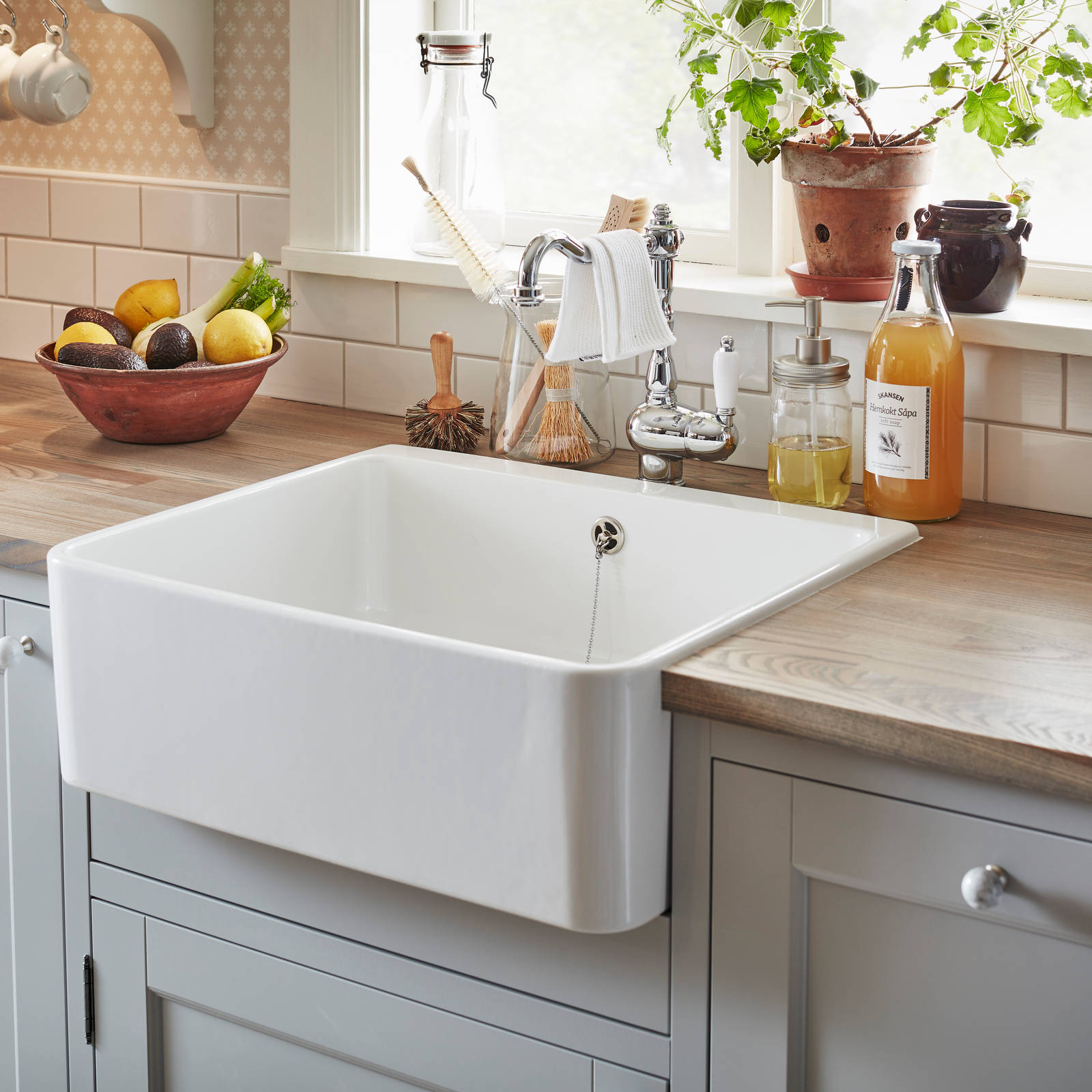 Marbodal - porslinsho nedsänkt i massiv träbänkskiva Kärn Ask