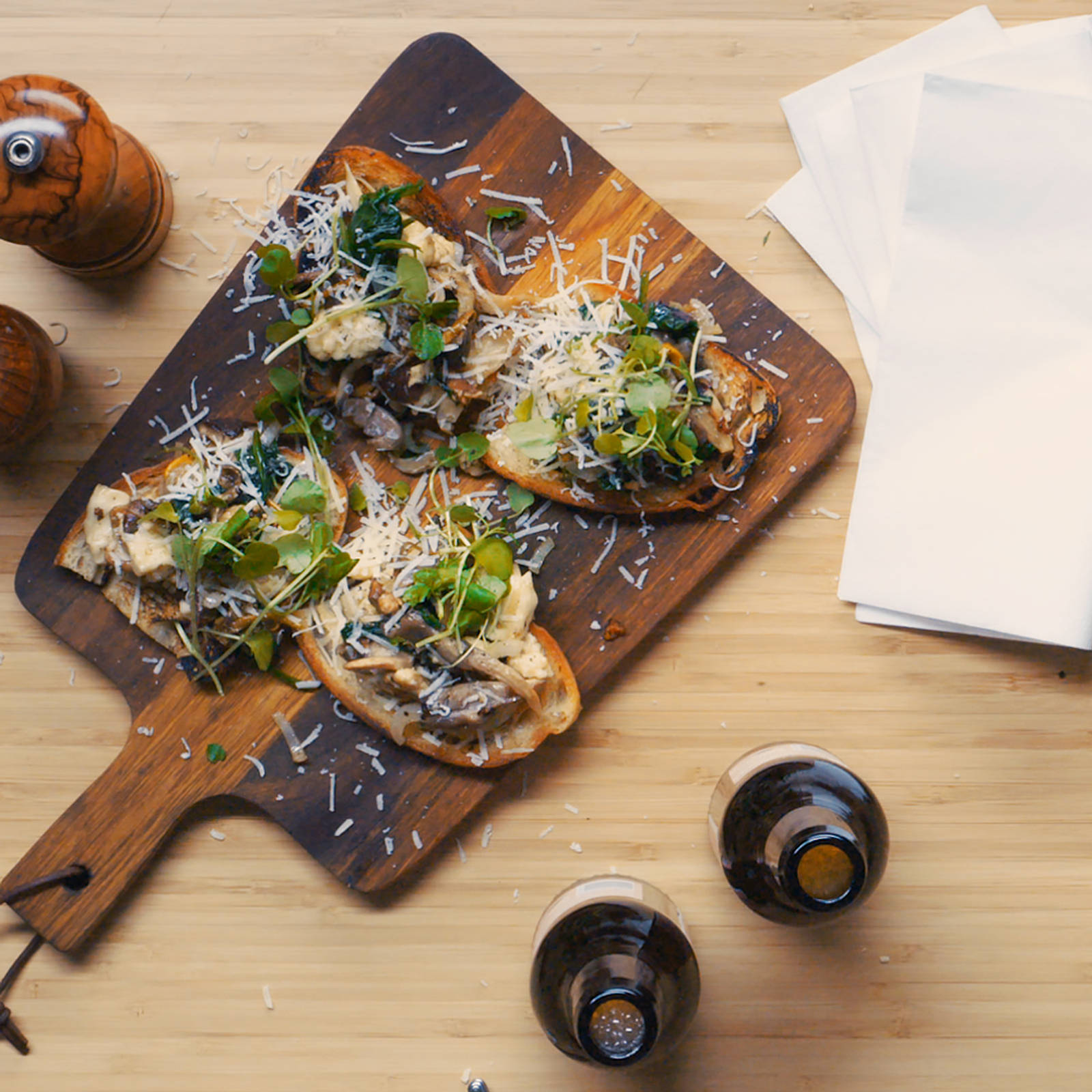 Marbodal recept - Middag på 1 platta - Svamp- och halloumitoast