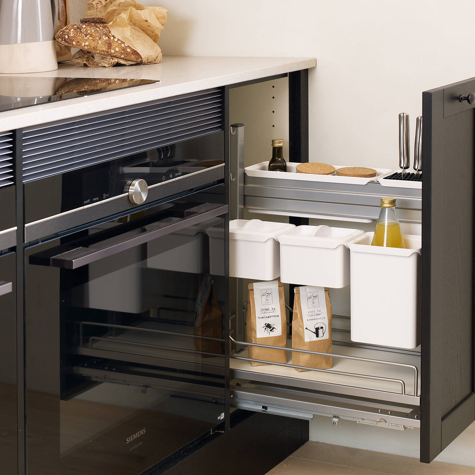 Dispensa uttrekkbar hylle