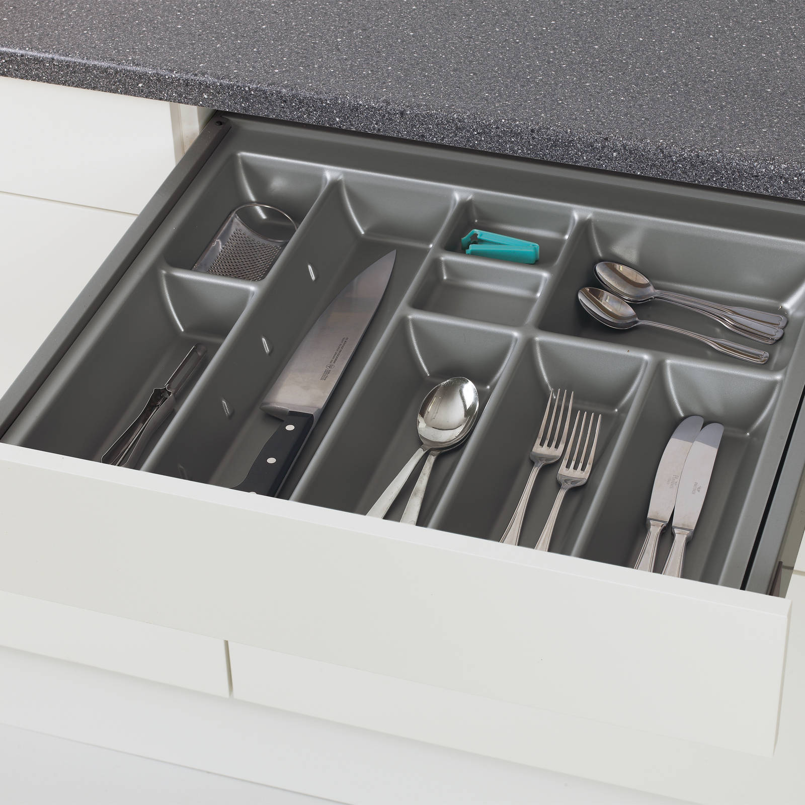 Bestikkinnlegg grå plast