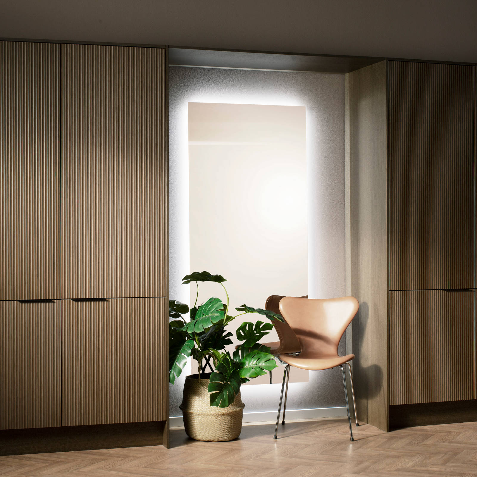 Forever Oak garderobe riflet højskab