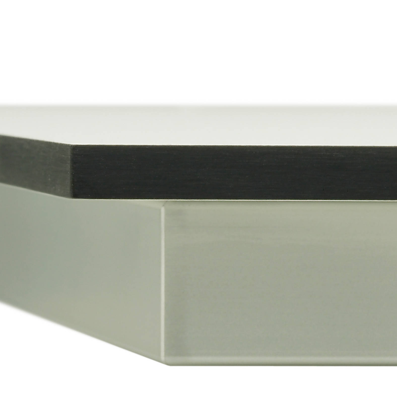 norema kjøkken kompaktlaminat benkeplate klassisk hvit med sort kjerne