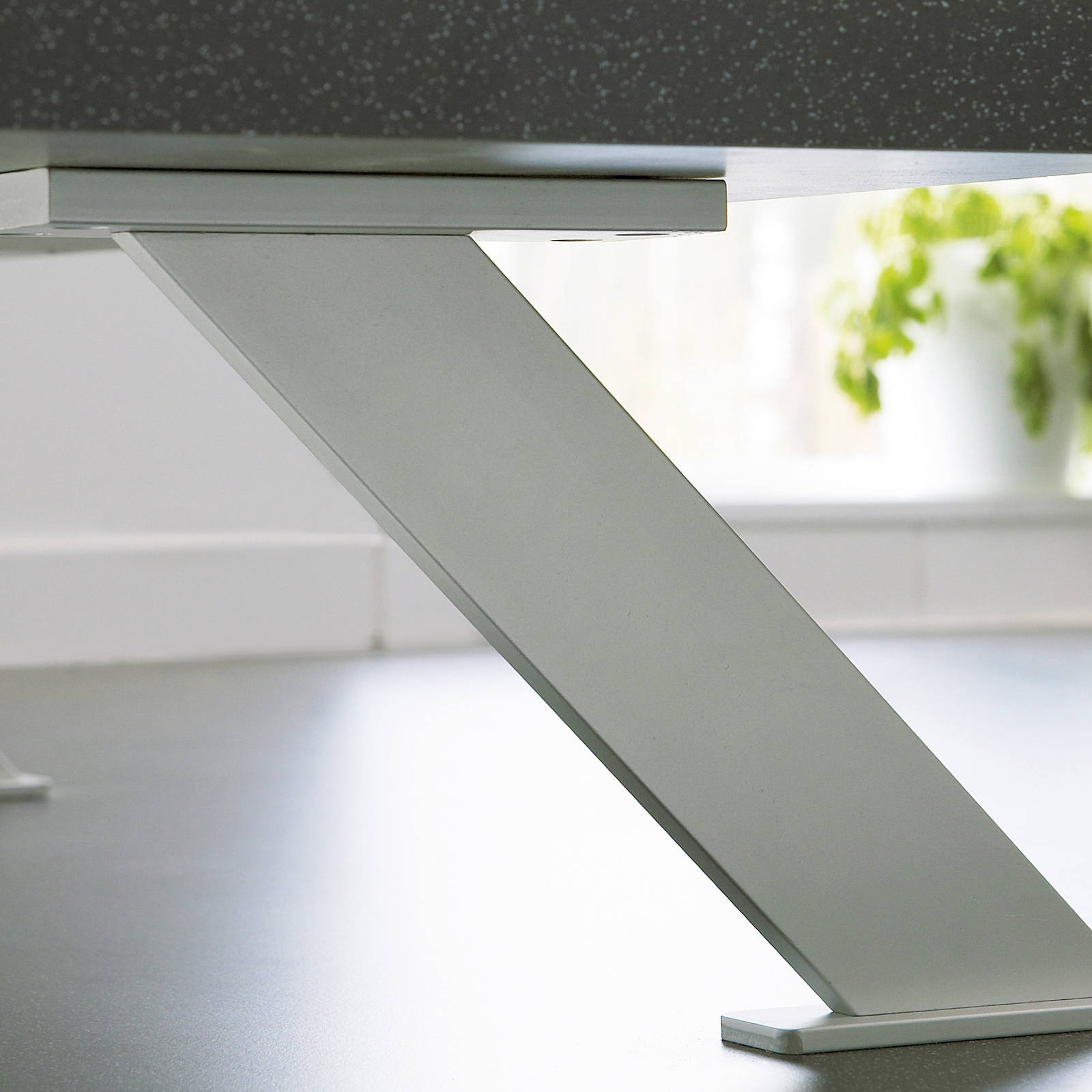 Norema kjøkken Alukonsol for bardisk