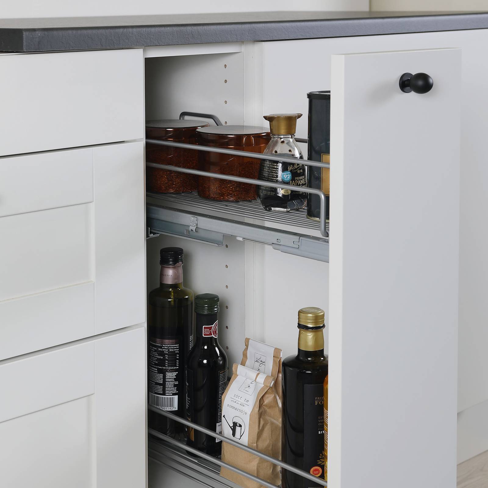 Norema kjøkken uttrekksskap