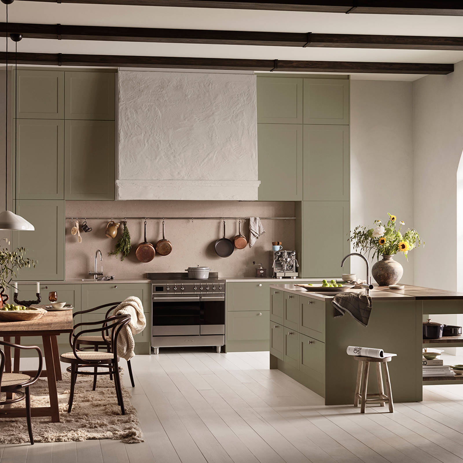 Kjøkken i Vår varme gråfarge Frø