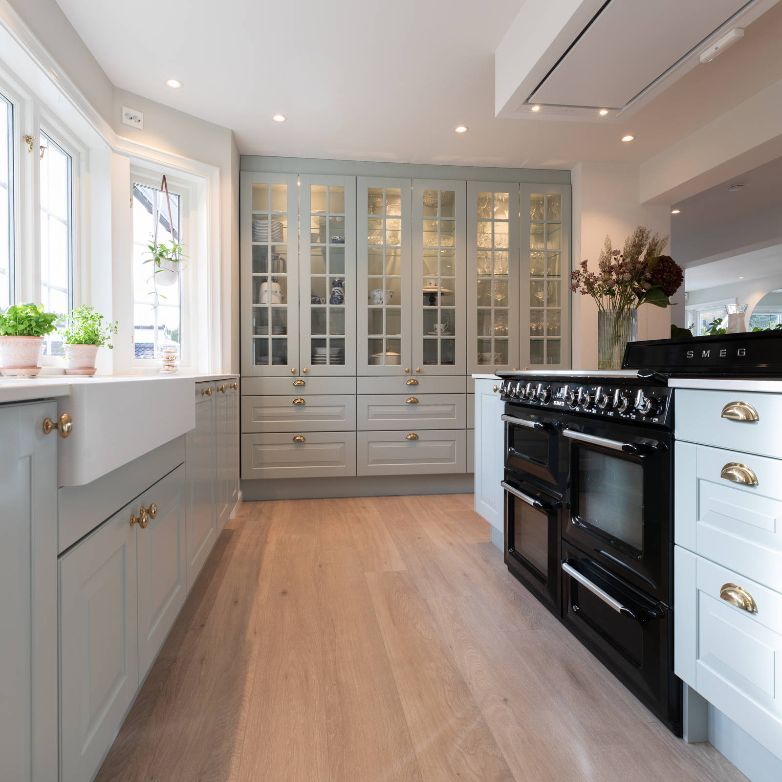 Nydelig Herregaards-kjøkken i fargen S2005-G10Y i privat hjem på Byåsen i Trondheim.