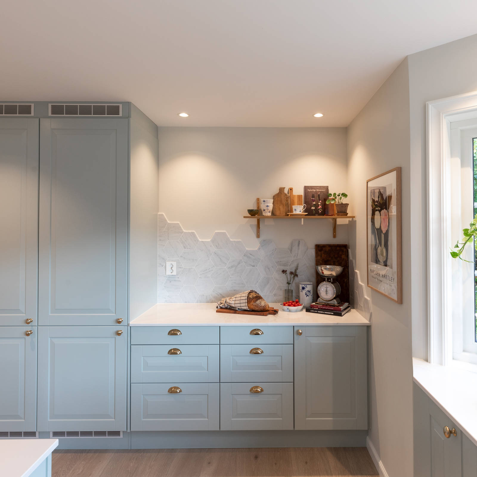 Nydelig Herregaards-kjøkken i fargen S2005-G10Y i privat hjem på Byåsen i Trondheim.