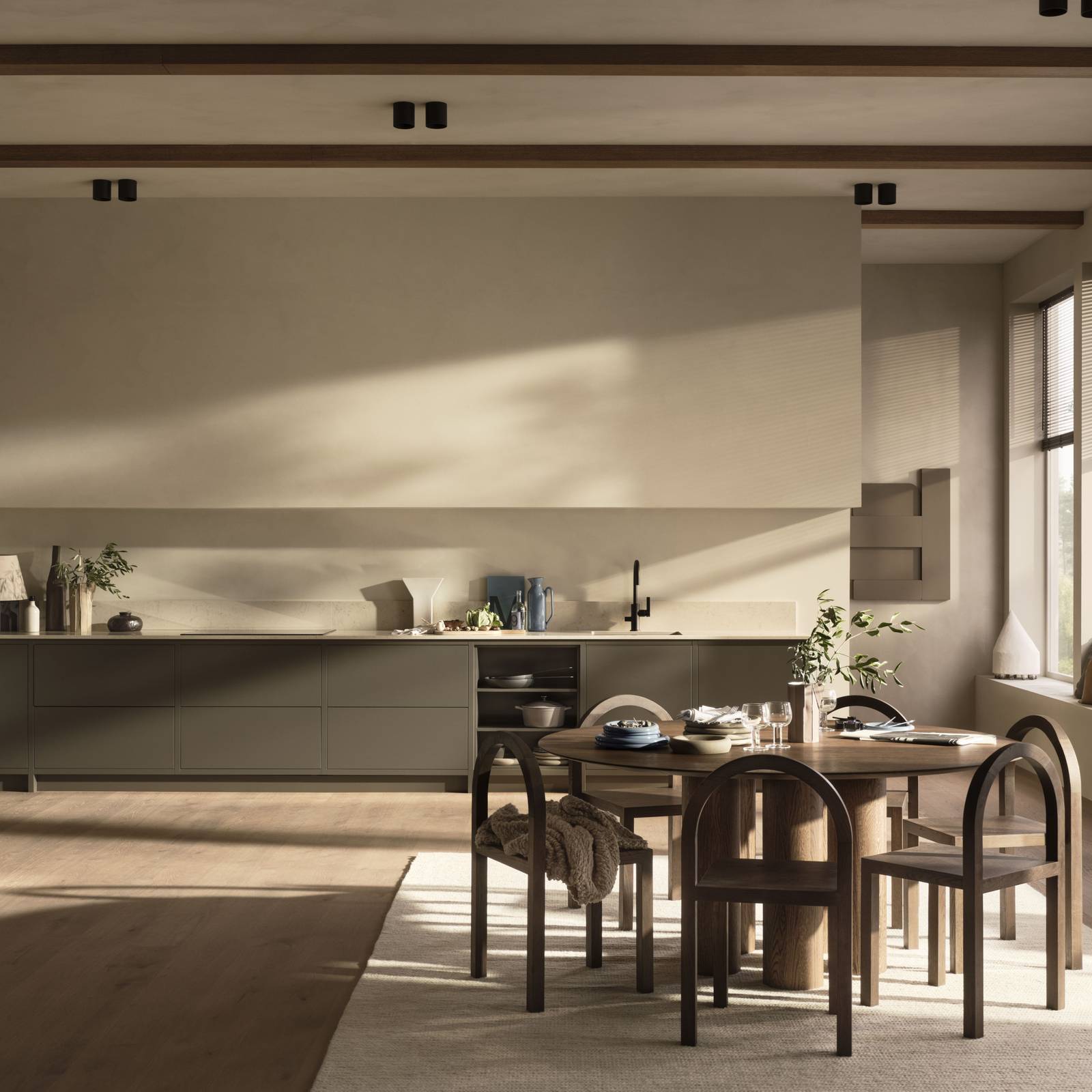 Varm minimalisme hele rummet