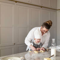 Vår vakre Scala Inframe modell i fargen soothing beige på Lindhjem gård.
Vår vakre Scala Inframe modell i fargen soothing beige på Lindhjem gård. 
Stylist: Maria Hove Vestre @mariahovevestre.
Fotograf: Anne Bråtveit @annemeranda_photo
Studio: @05oslo.